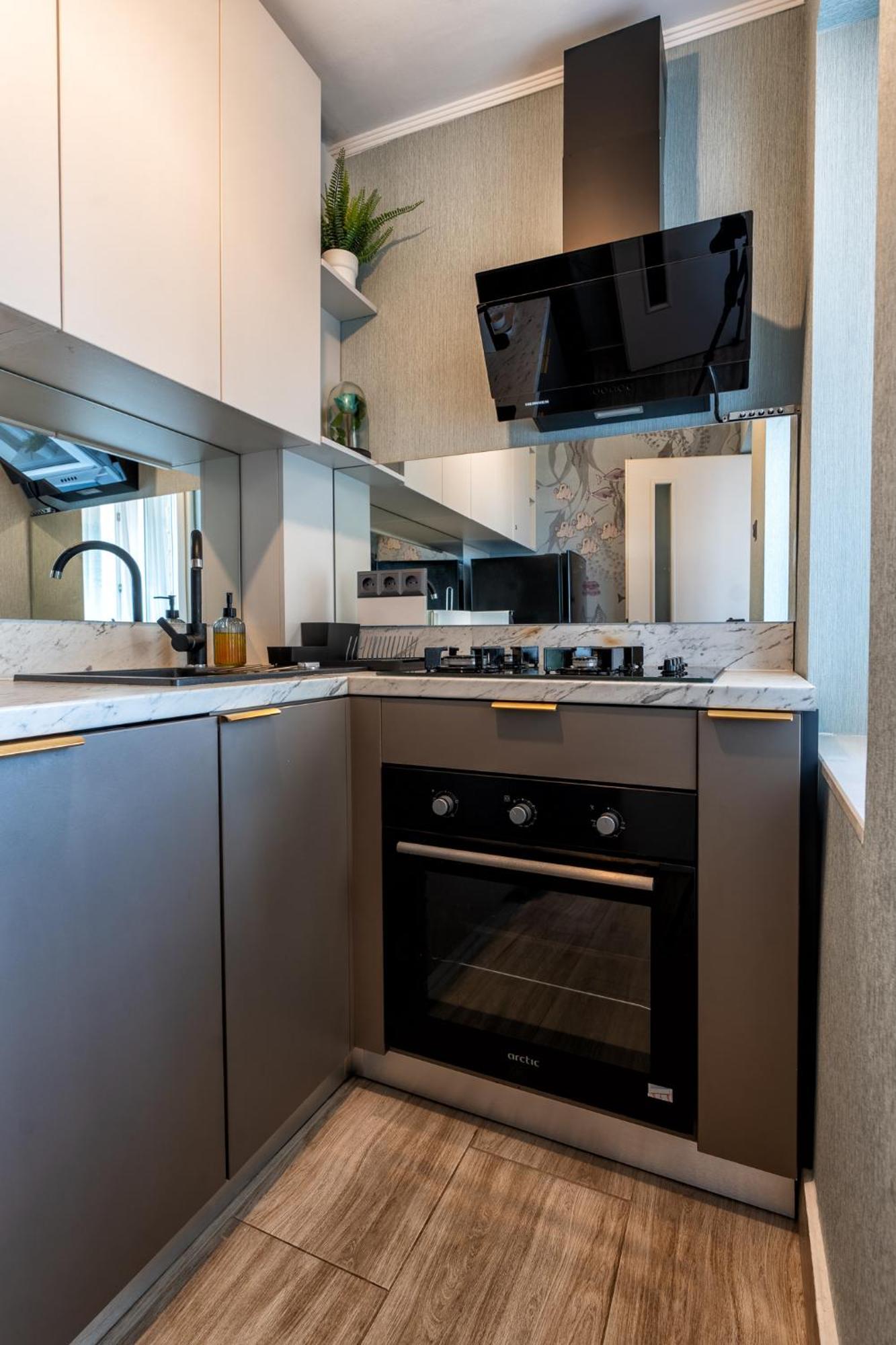 Marcos Studio Nice And Cozy Pitesti Luaran gambar