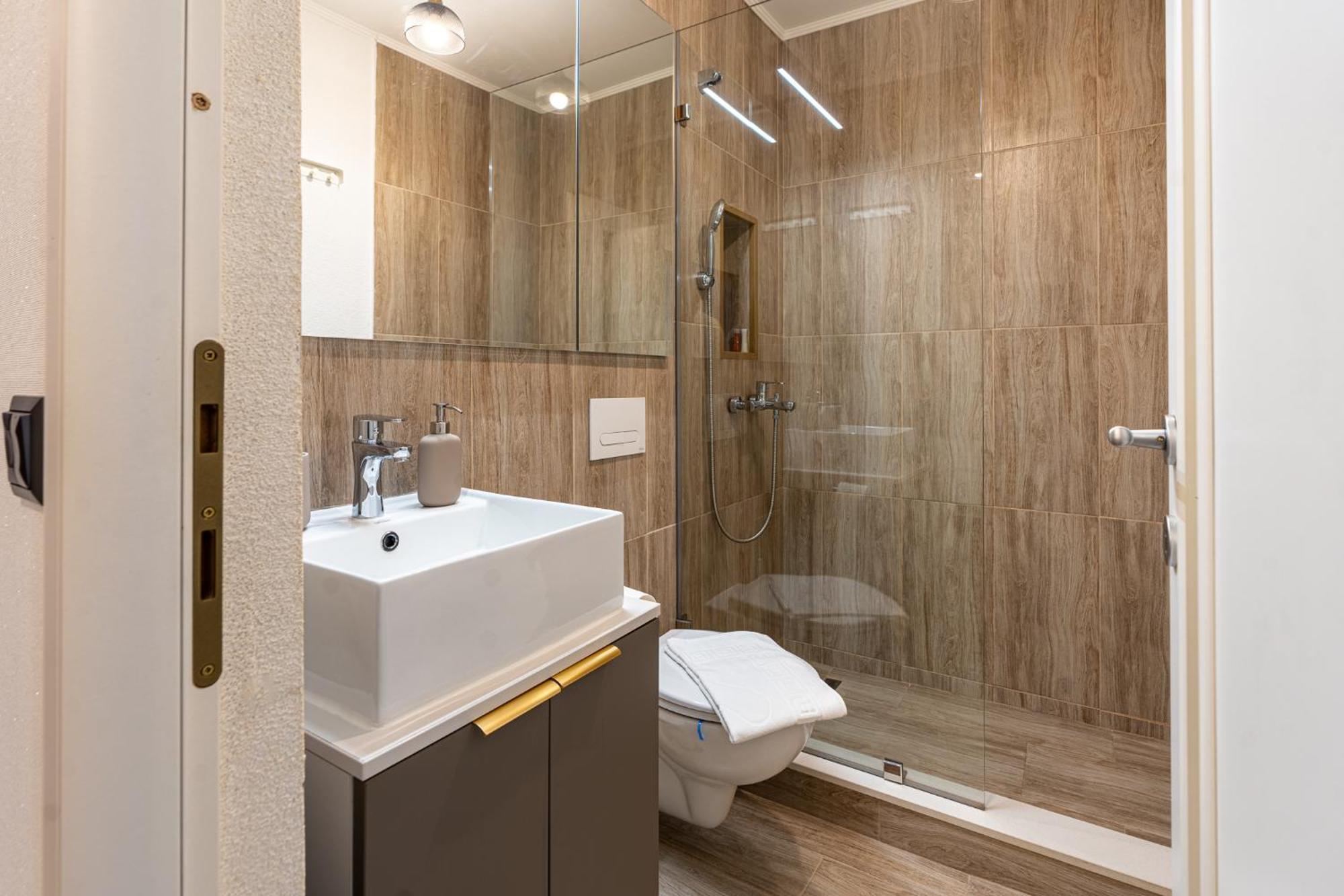 Marcos Studio Nice And Cozy Pitesti Luaran gambar